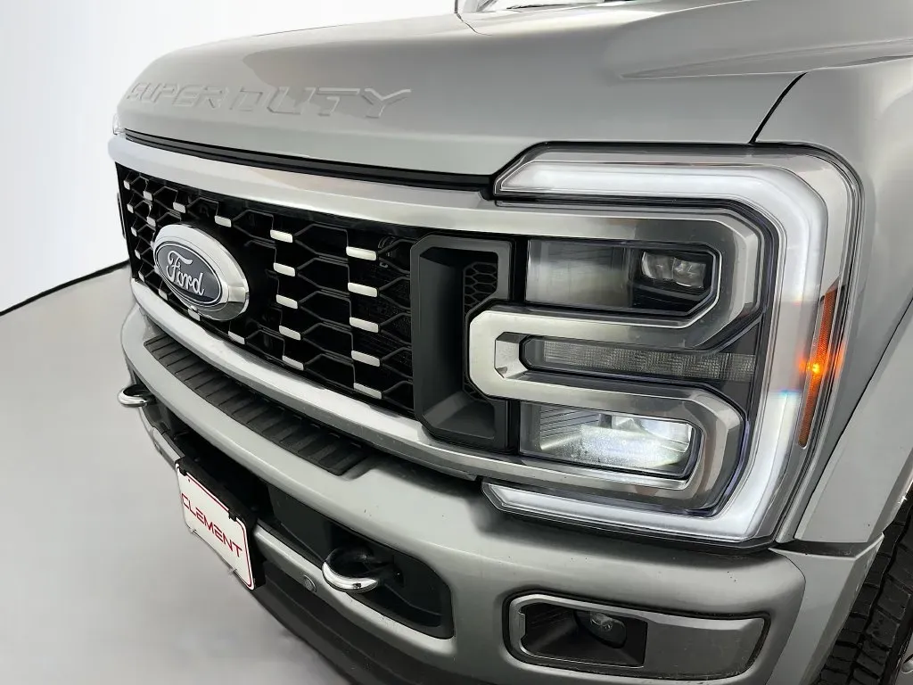 Ford F-450SD photo 42