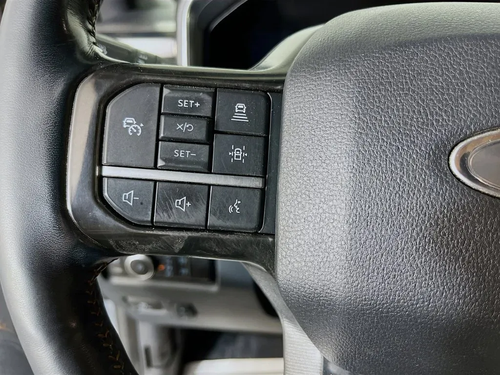 Ford F-450SD photo 15