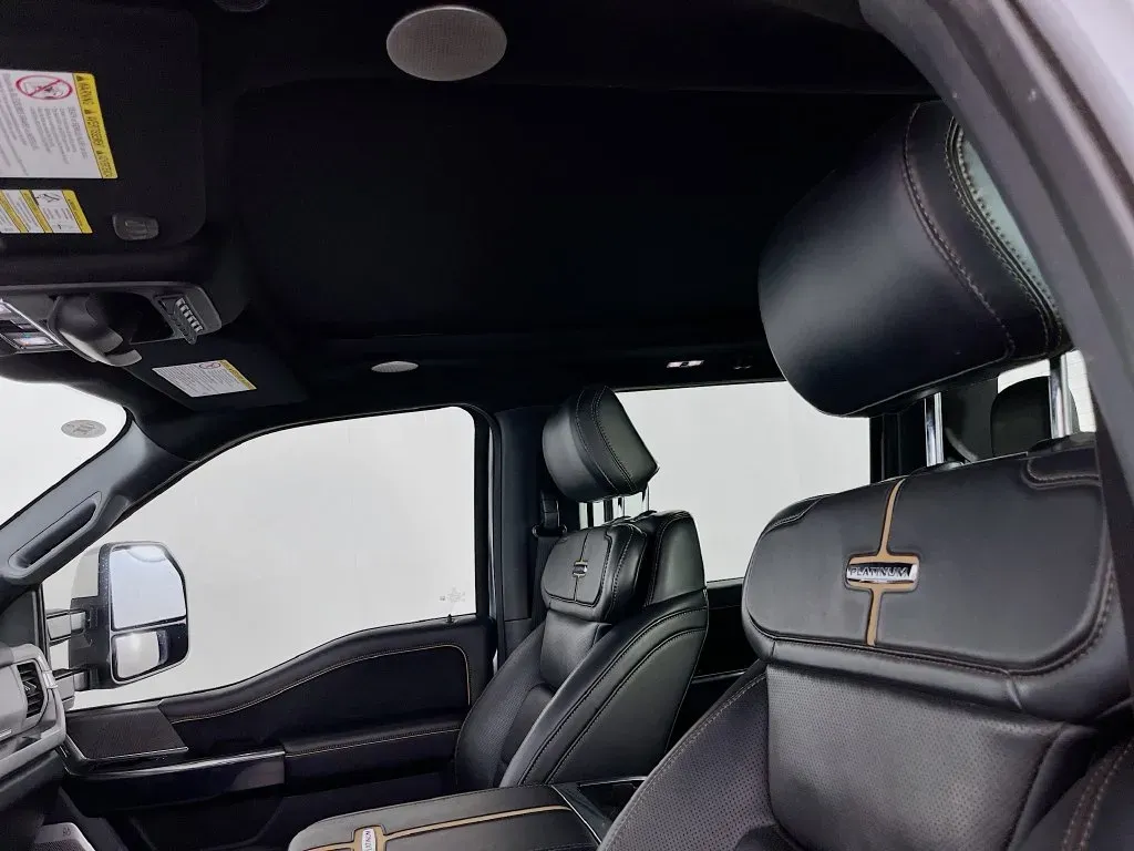 Ford F-450SD photo 23