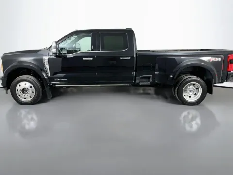 More photos of 2023 Ford F-450SD Platinum at Clement Supercenter, MO