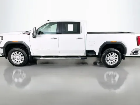 More photos of 2024 GMC Sierra 2500HD SLT at Clement Supercenter, MO