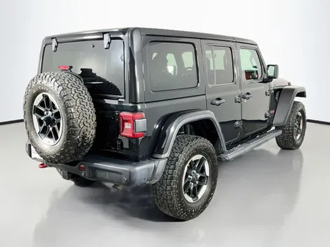 More photos of 2021 Jeep Wrangler Unlimited Rubicon at Clement Supercenter, MO