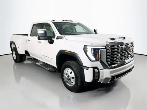 More photos of 2025 GMC Sierra 3500 HD Denali at Clement Supercenter, MO