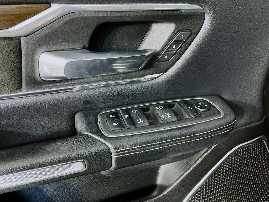 Ram 1500 photo 22