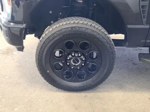 More photos of 2024 Ford F-250SD Lariat at Clement Supercenter, MO