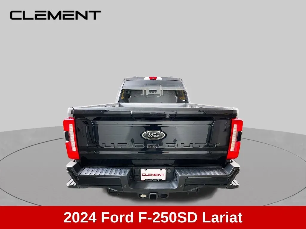 Ford F-250SD photo 7