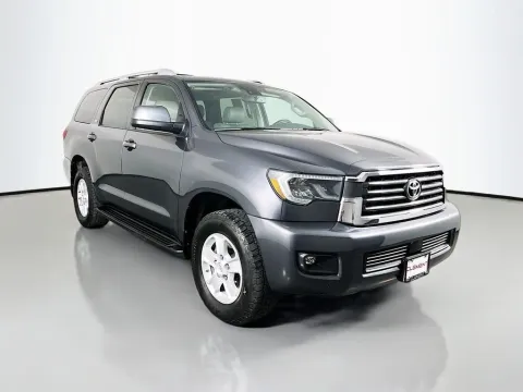 More photos of 2019 Toyota Sequoia SR5 at Clement Supercenter, MO