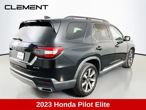 More photos of 2023 Honda Pilot Elite at Clement Supercenter, MO