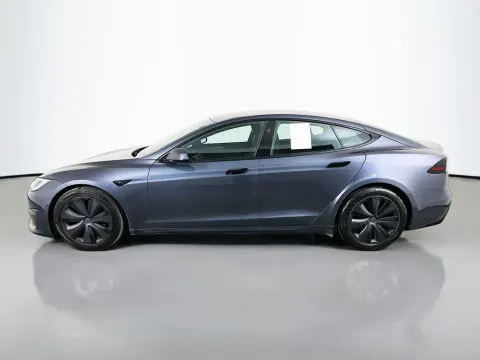 More photos of 2022 Tesla Model S at Clement Supercenter, MO