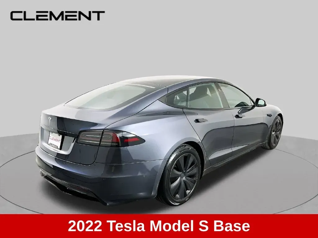 Tesla Model S photo 5