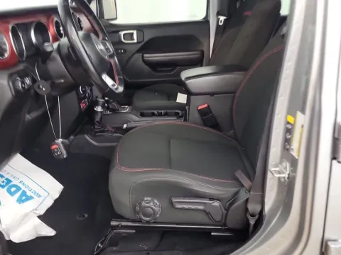More photos of 2021 Jeep Wrangler Unlimited Rubicon at Clement Supercenter, MO