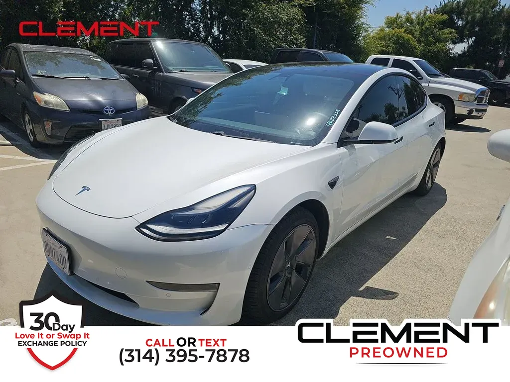 2021 Tesla Model 3 Standard Range Plus's photo