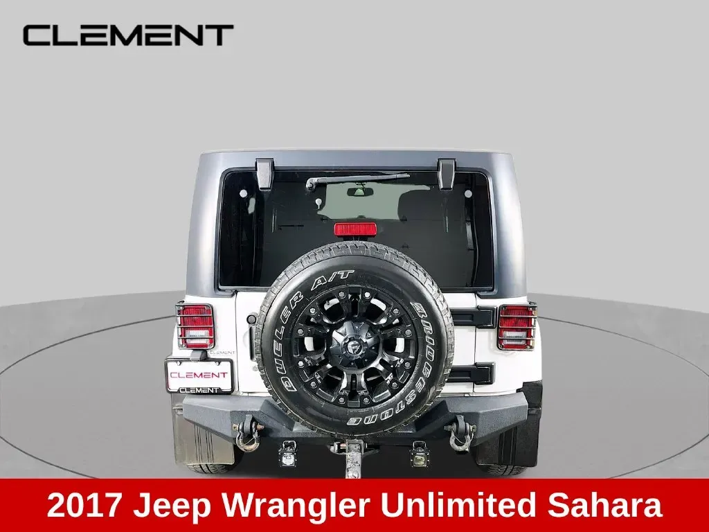 Jeep Wrangler photo 7
