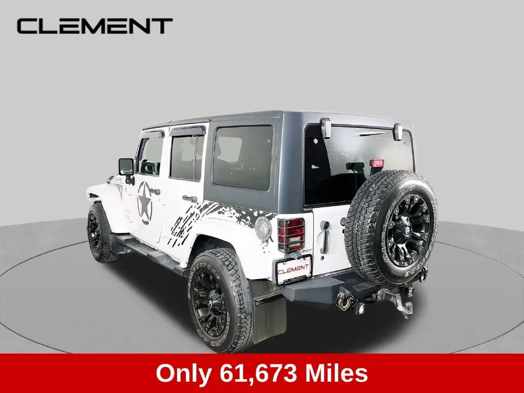 Jeep Wrangler photo 8