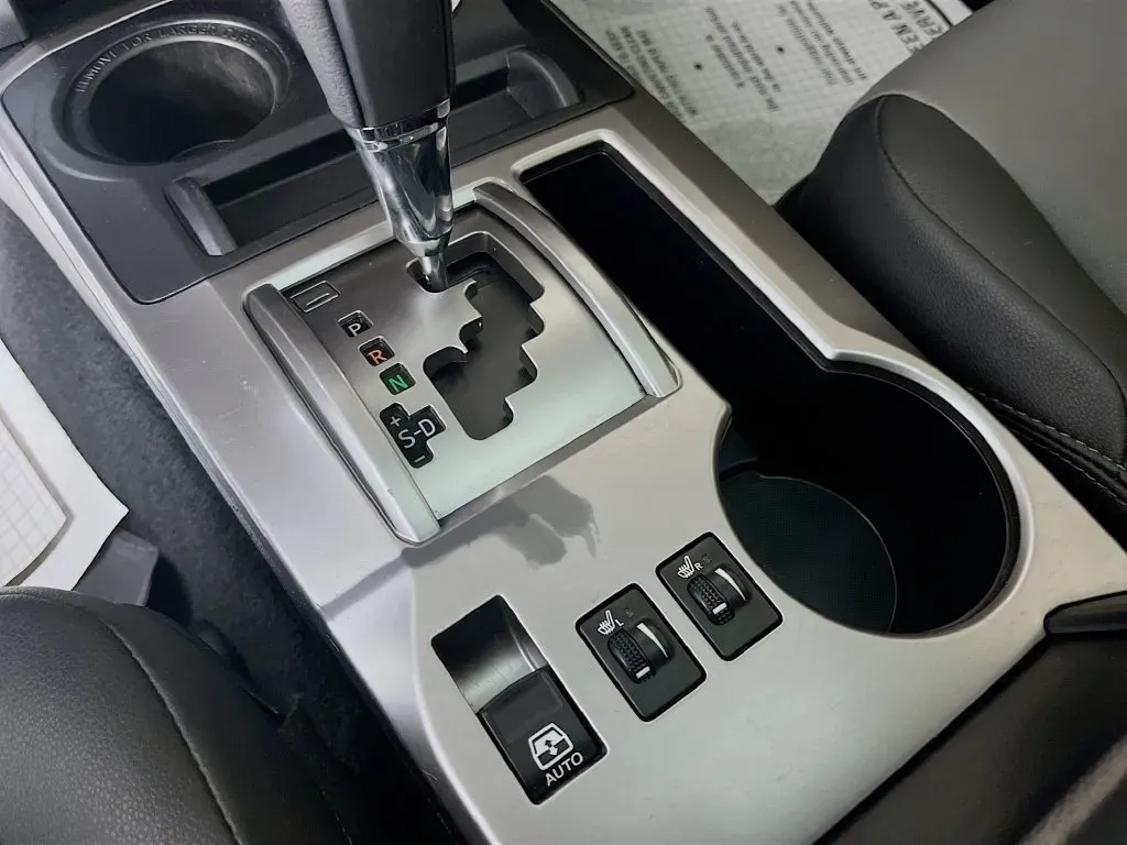 Toyota 4Runner photo 22