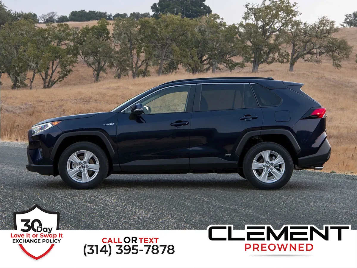 2021 Toyota RAV4 Hybrid LE for sale in St. Charles, MO