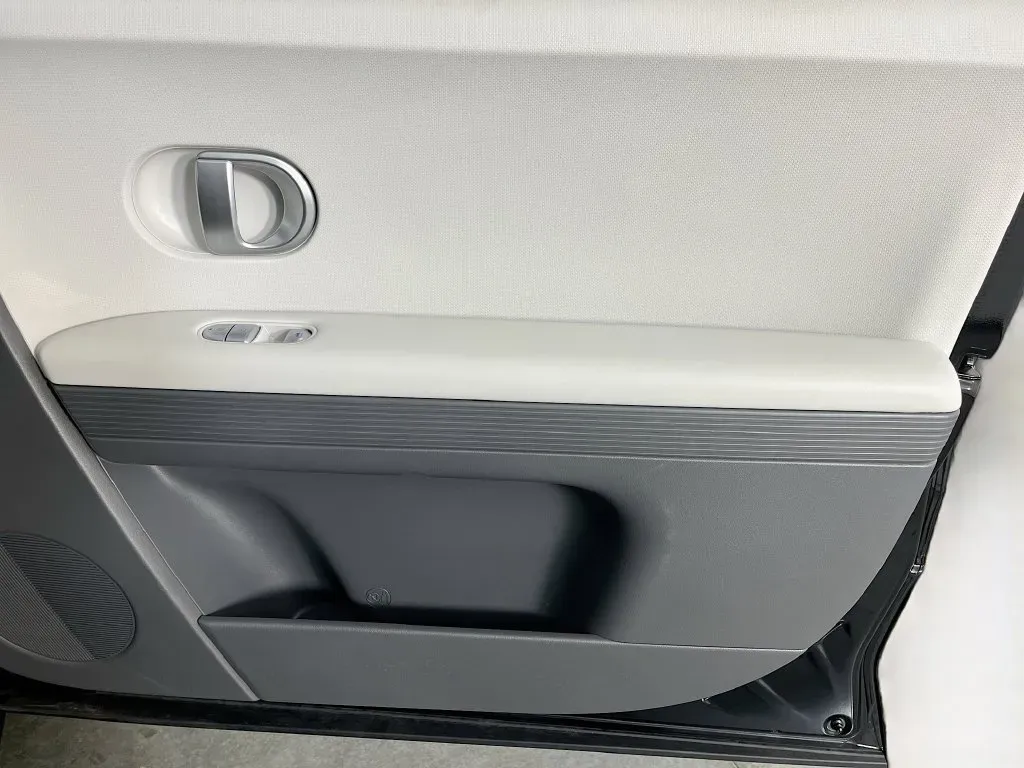 Hyundai Ioniq 5 photo 35