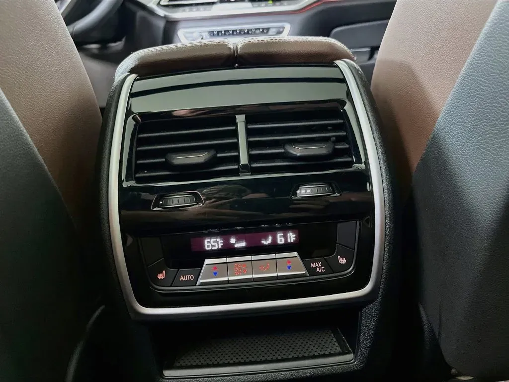 BMW X5 photo 33