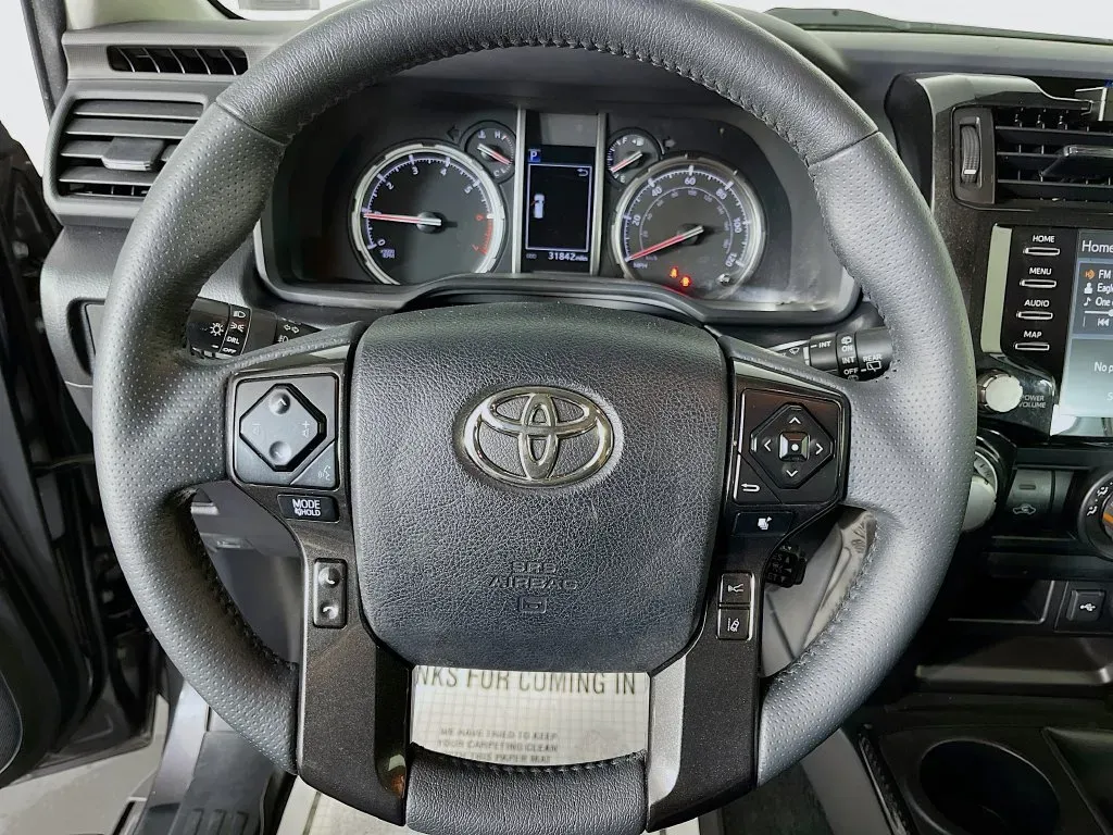 Toyota 4Runner photo 13