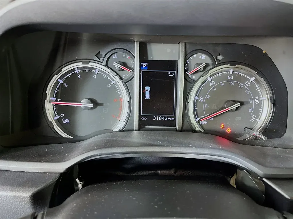 Toyota 4Runner photo 16