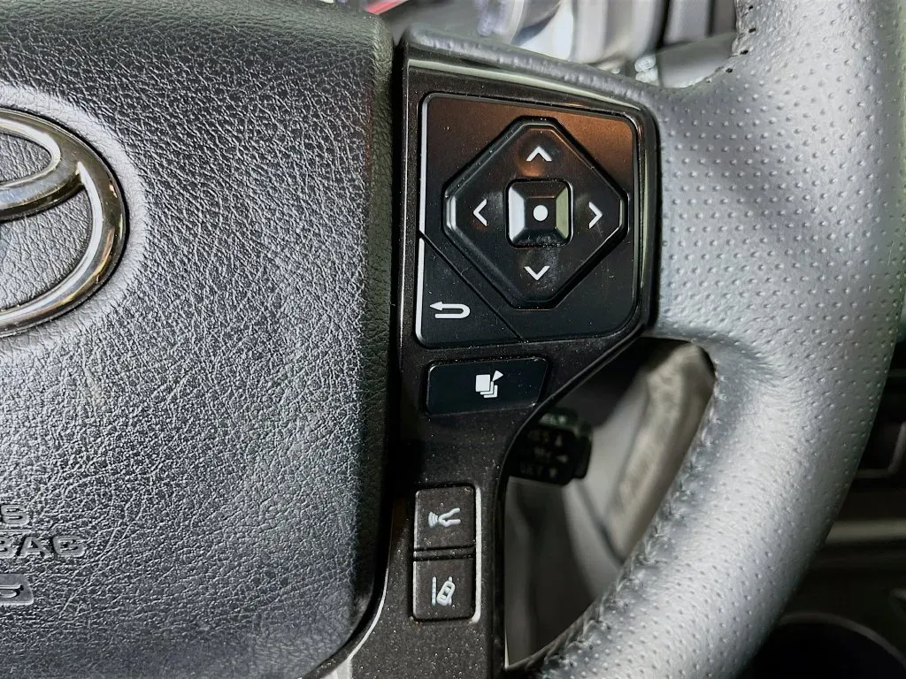 Toyota 4Runner photo 15