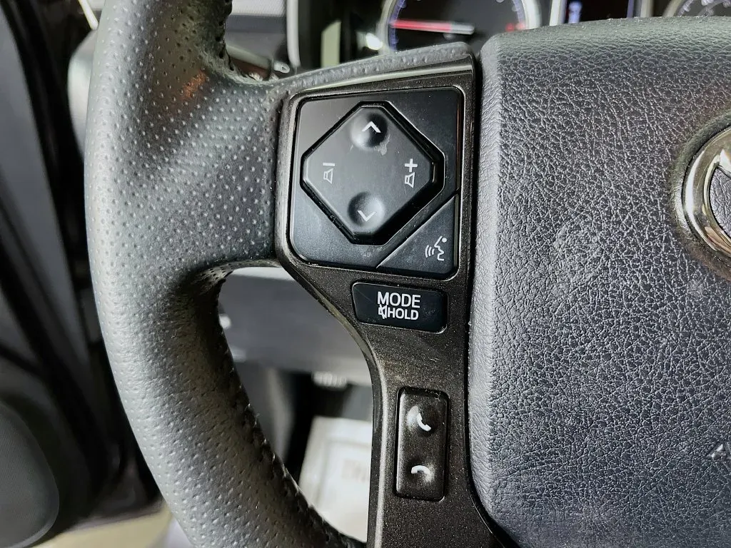 Toyota 4Runner photo 14