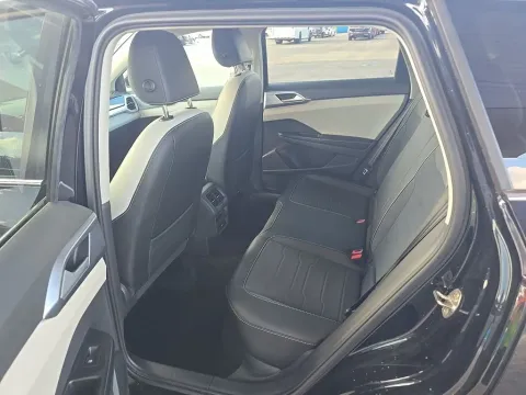 More photos of 2025 Volkswagen Taos 1.5T SE at Clement Supercenter, MO