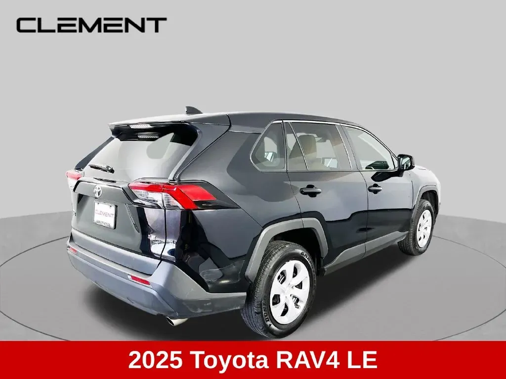 Toyota RAV4 photo 5