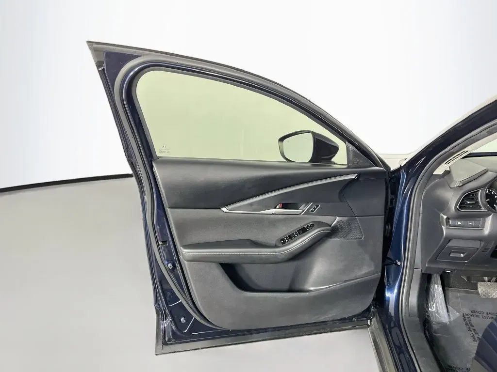 Mazda CX-30 photo 22