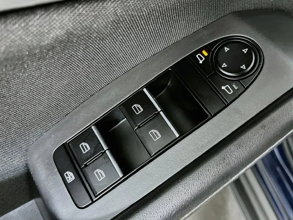 Mazda CX-30 photo 21