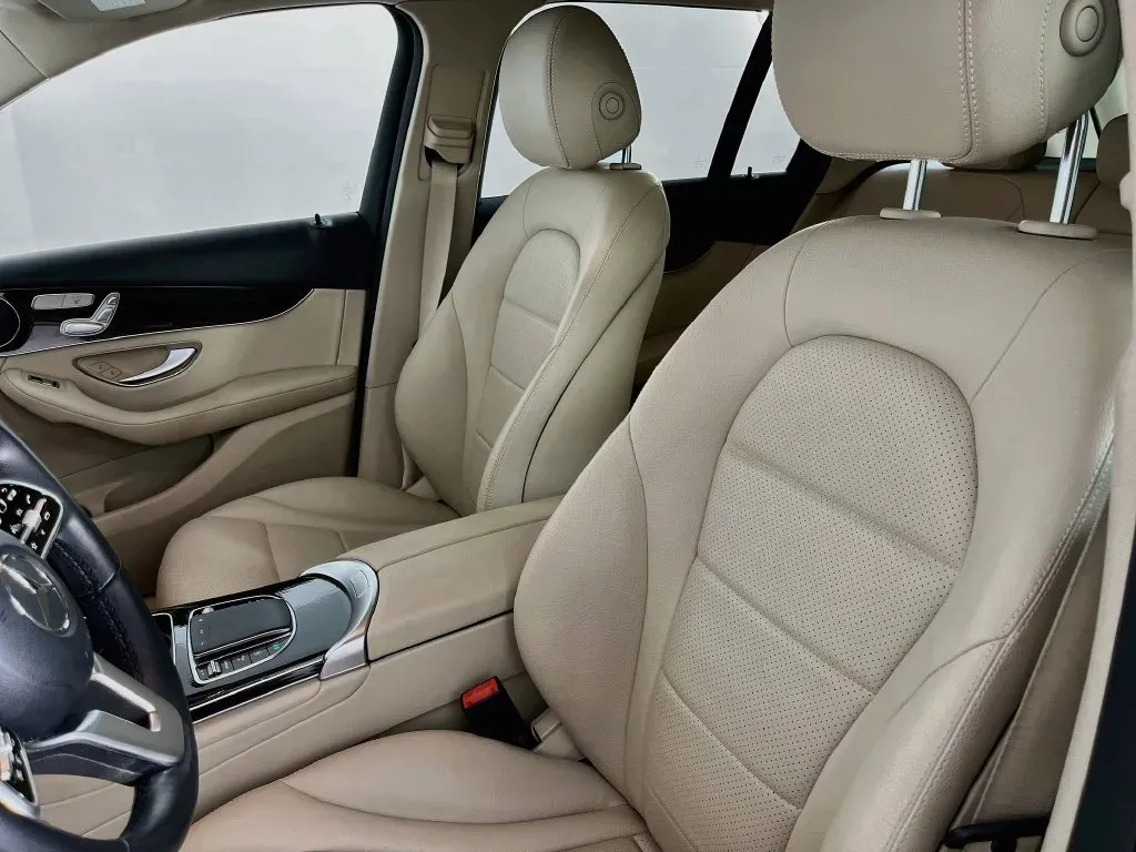 Mercedes-Benz GLC photo 28