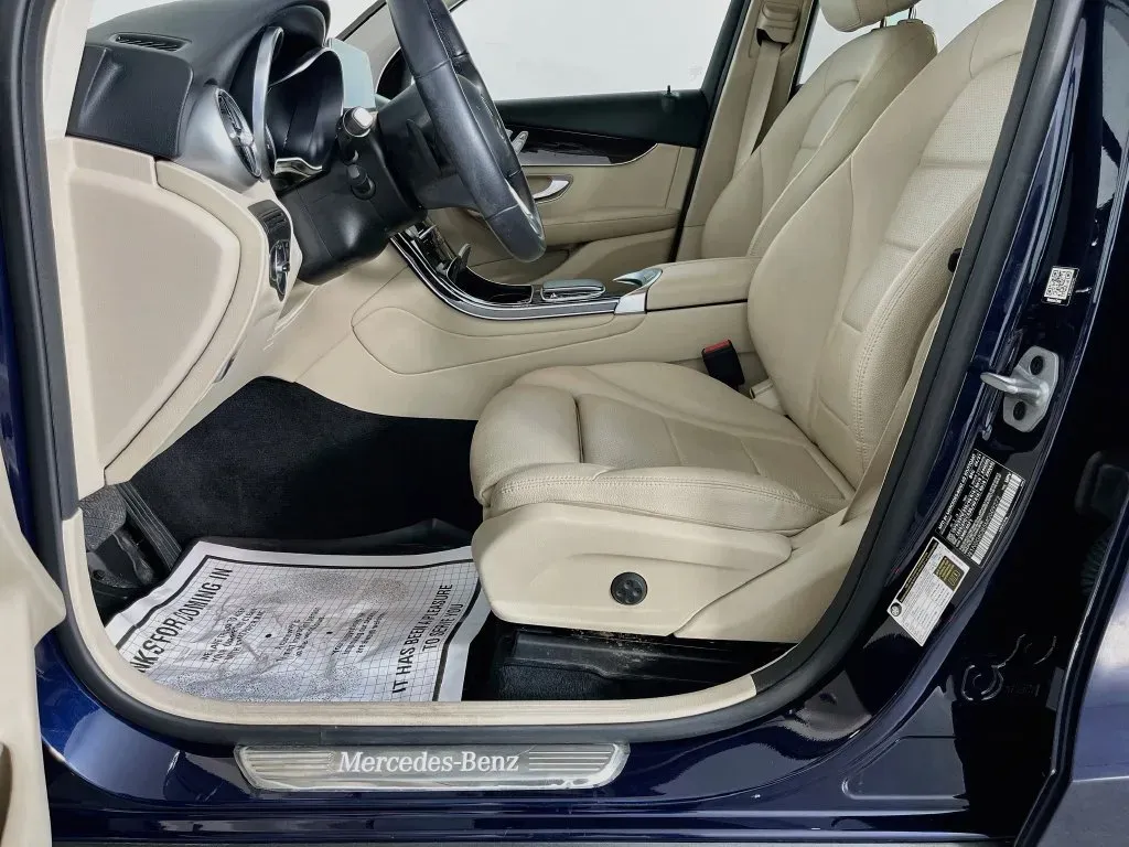 Mercedes-Benz GLC photo 27