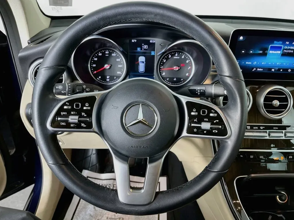 Mercedes-Benz GLC photo 13