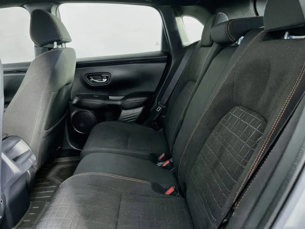 Honda HR-V photo 26