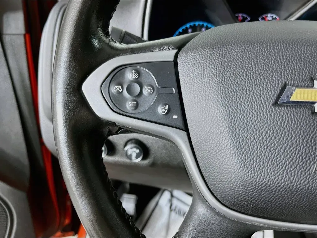 Chevrolet Colorado photo 14