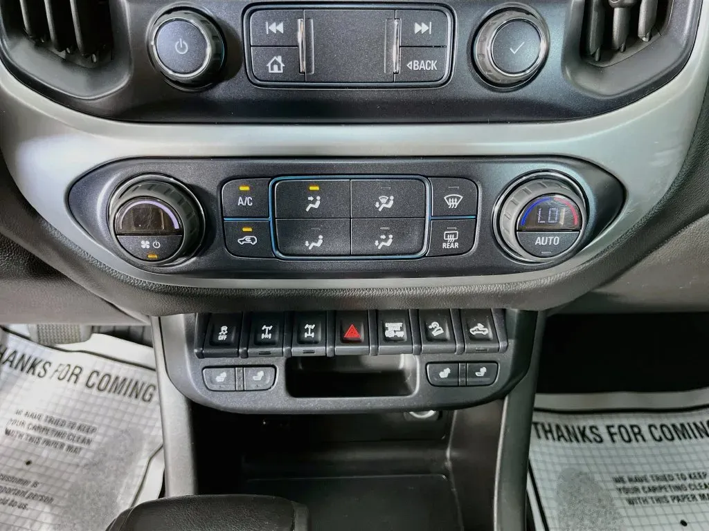 Chevrolet Colorado photo 21