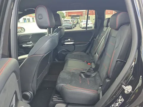More photos of 2022 Mercedes-Benz GLB 250 at Clement Supercenter, MO