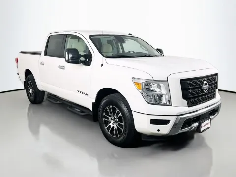 More photos of 2021 Nissan Titan SV at Clement Supercenter, MO