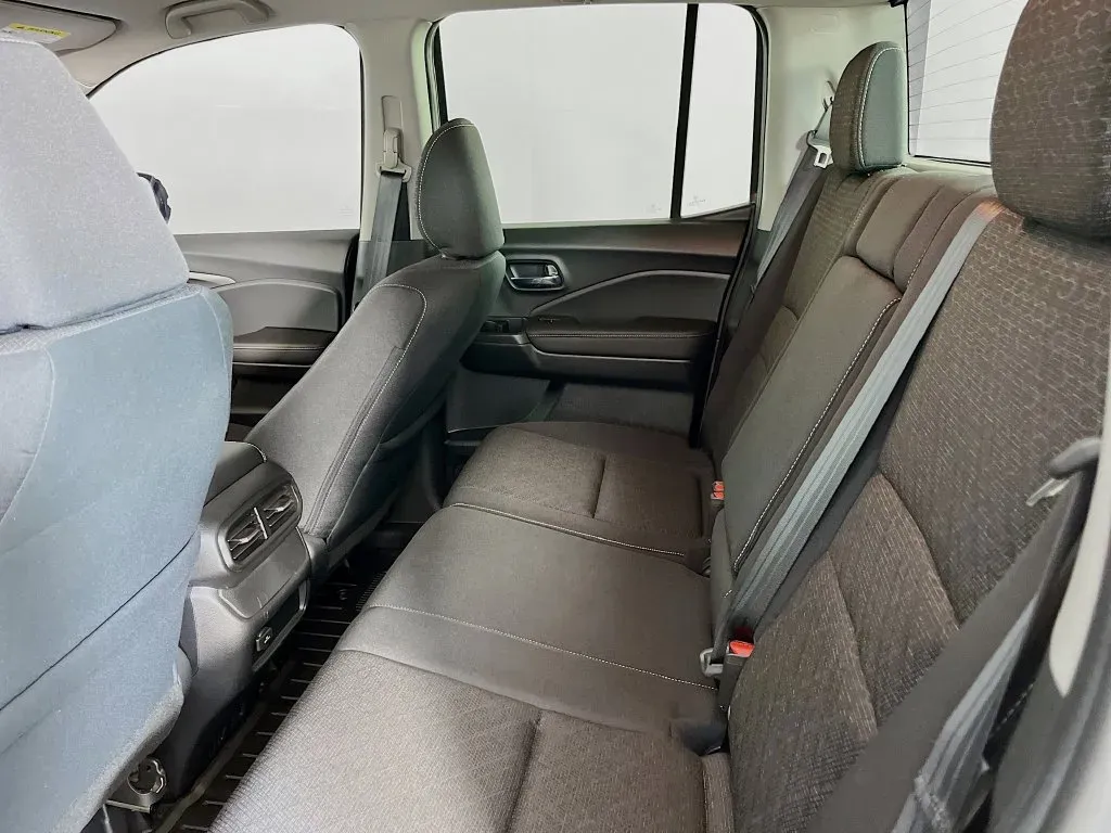 Honda Ridgeline photo 29