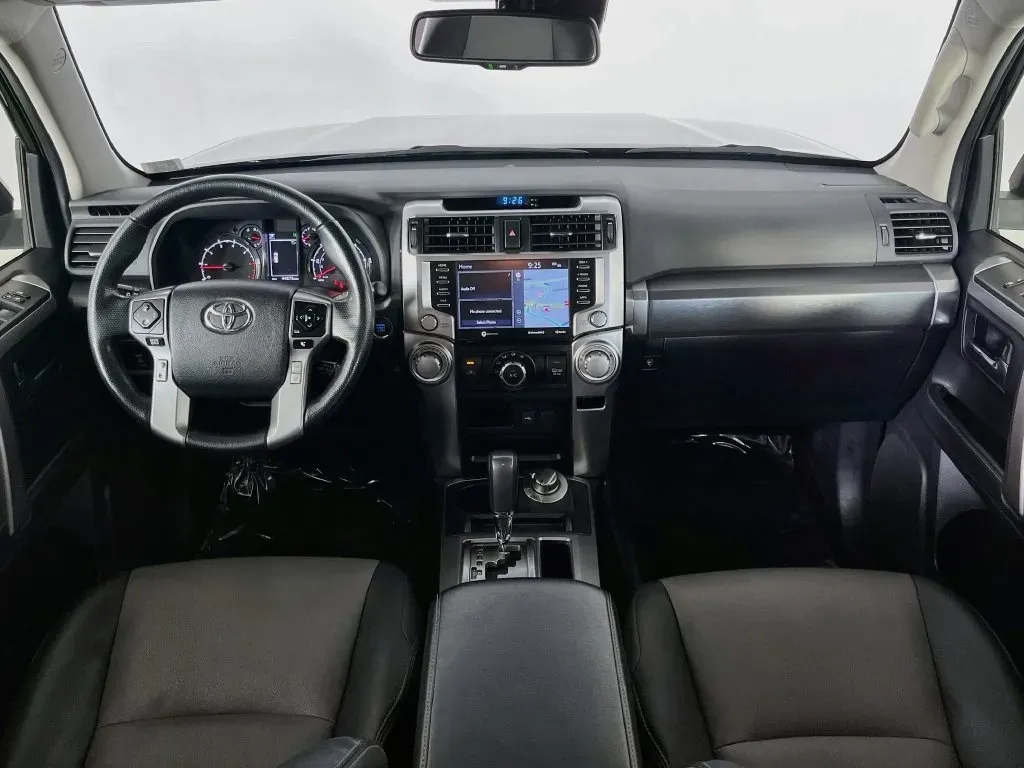 Toyota 4Runner photo 10