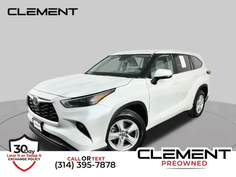White 2022 Toyota Highlander LE for sale in St. Charles, MO