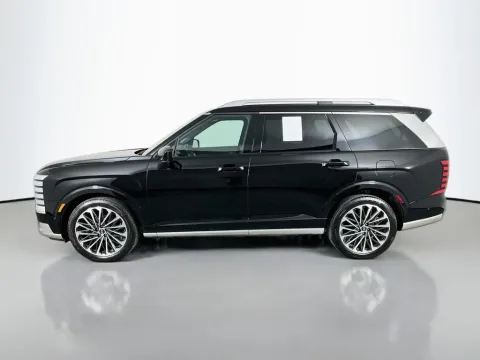 More photos of 2026 Hyundai Palisade Calligraphy at Clement Supercenter, MO