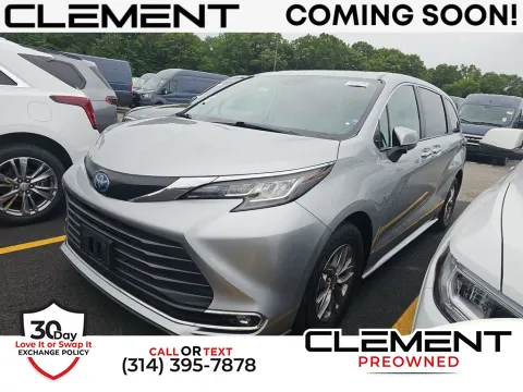 Silver 2023 Toyota Sienna XLE for sale in St. Charles, MO