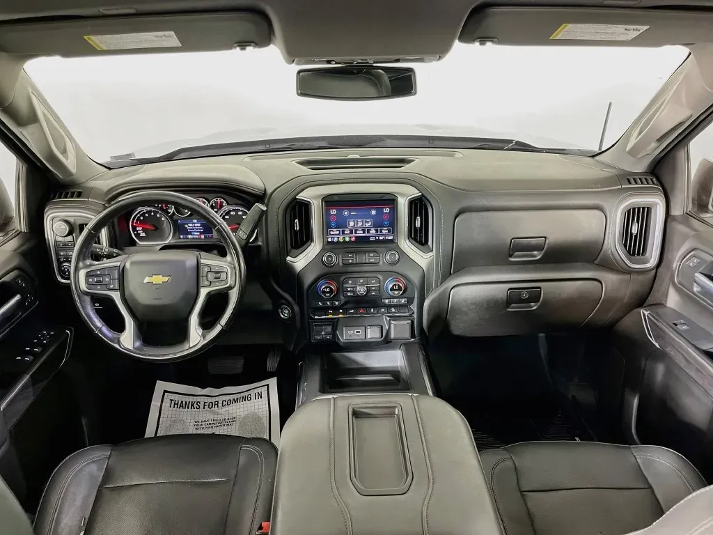 Chevrolet Silverado photo 10
