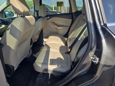 More photos of 2019 Ford Escape SEL at Clement Supercenter, MO