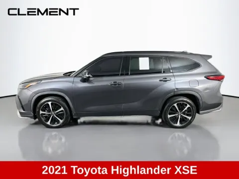 More photos of 2021 Toyota Highlander XSE at Clement Supercenter, MO