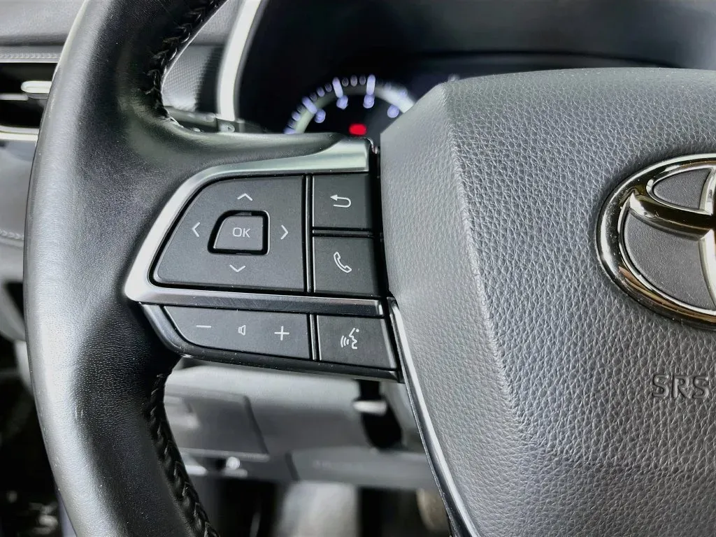 Toyota Highlander photo 14
