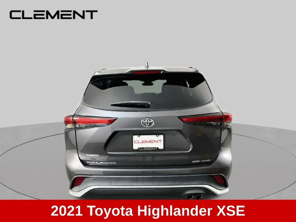 Toyota Highlander photo 7
