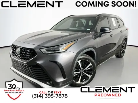 Gray 2021 Toyota Highlander XSE for sale in St. Charles, MO