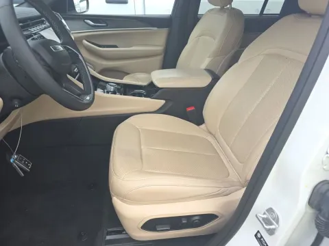 Another view of 2022 Jeep Grand Cherokee 4xe for sale in St. Charles, MO at Clement Supercenter